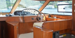 Motoryacht Interior P103 19 meters 13 people capacity best yacht rental with Premionly in Istanbul