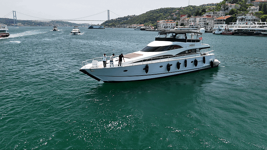 yacht tour istanbul premionlycom 2026 p111 1
