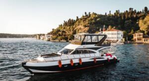 Motoryacht Exterior P112 17 meters 11 capacity Best Yacht Rental with Premionly in Istanbul